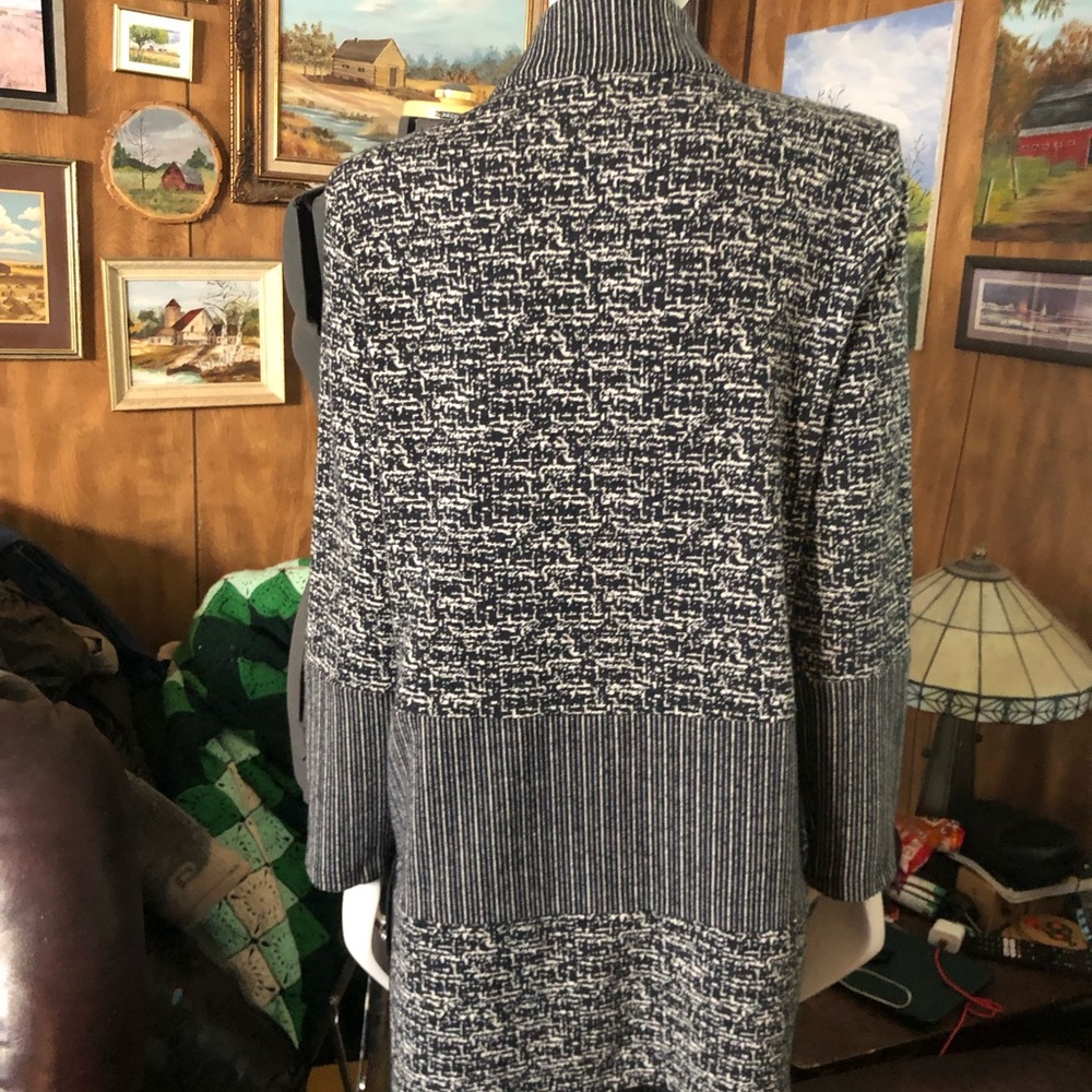 Zoe Sweater/Shacket - Picture 6 of 12